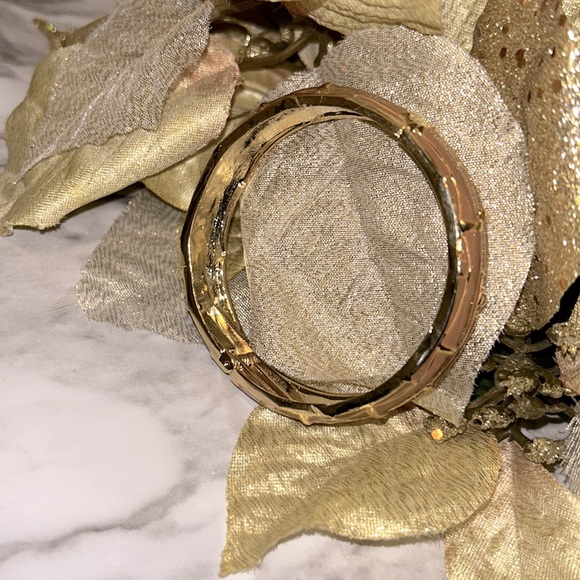 NWOT Nordstrom Sequin Bracelet Tan & Gold Open Clasp - Picture 4 of 5